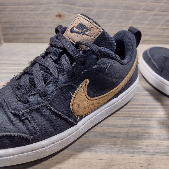 Nike Court Borough Low 2 Black Canvas Kids Size 4Y - Picture 8 of 9